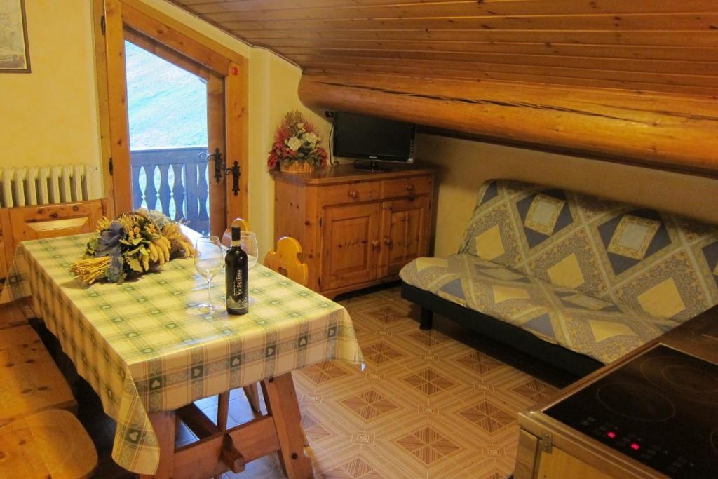 Chalet Del Sole Per Gruppi Livigno Phòng bức ảnh