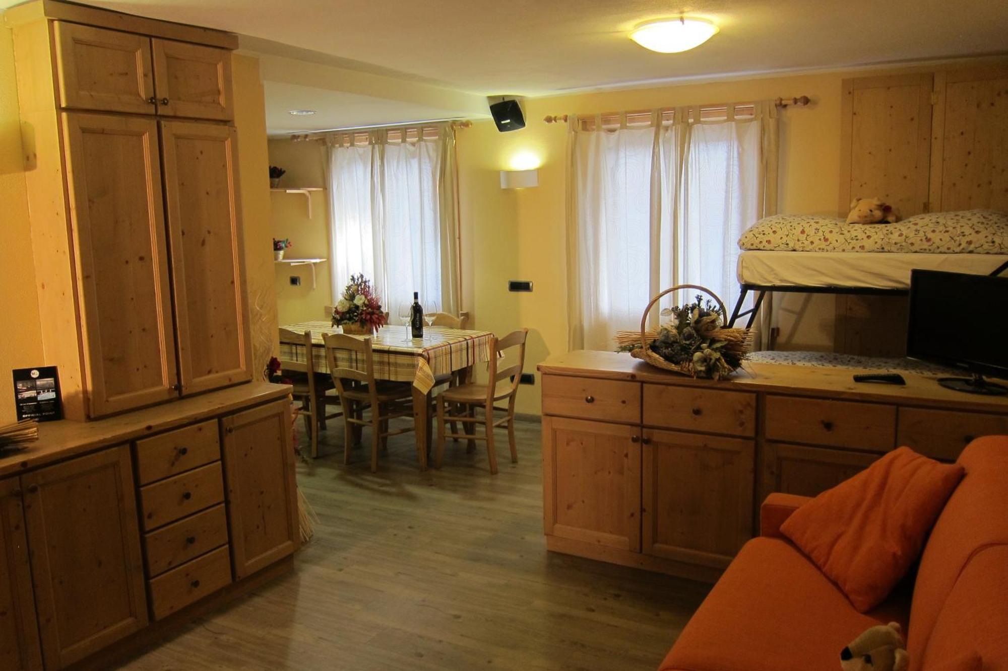 Chalet Del Sole Per Gruppi Livigno Ngoại thất bức ảnh