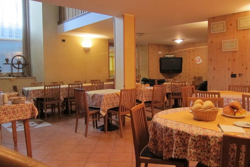 Chalet Del Sole Per Gruppi Livigno Ngoại thất bức ảnh
