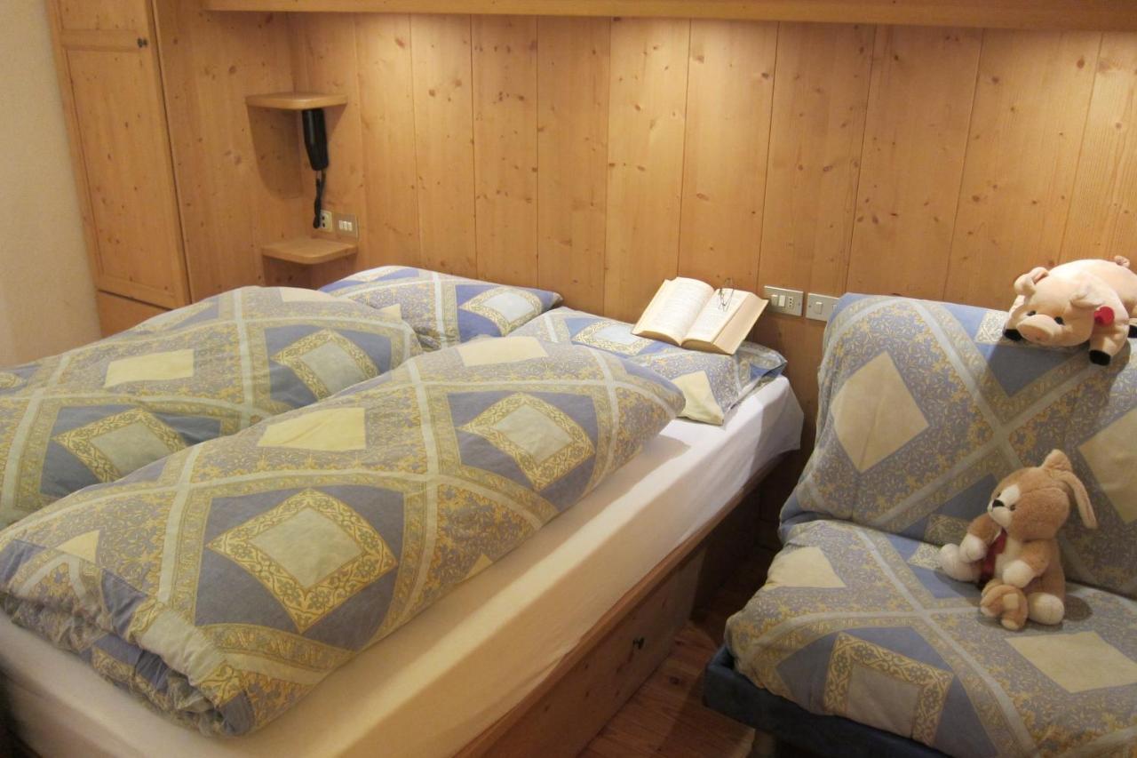 Chalet Del Sole Per Gruppi Livigno Phòng bức ảnh